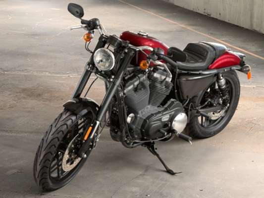 Фото мотоцикла Harley-Davidson Roadster